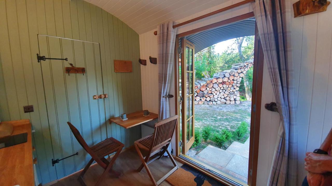 Sika Hut Vila Wareham Exterior foto